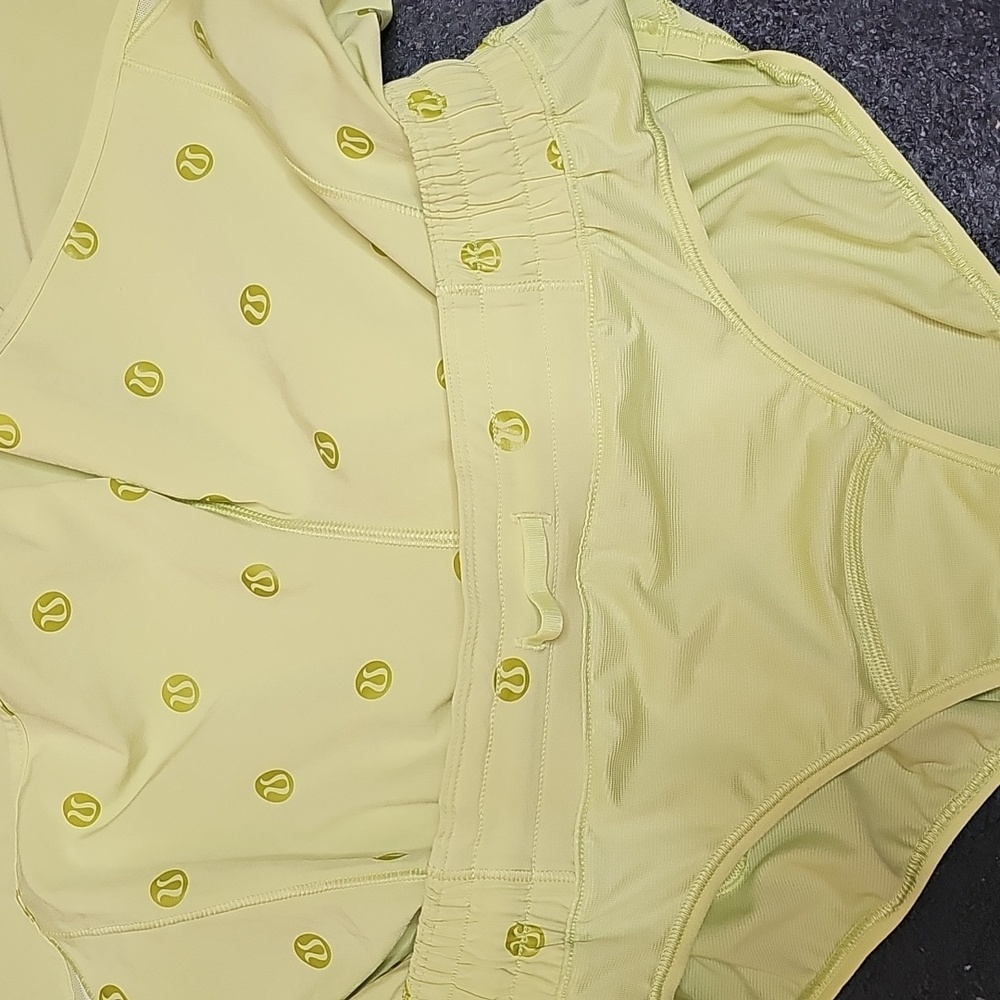 Lululemon Patterned Run Shorts - Picture 5 of 6